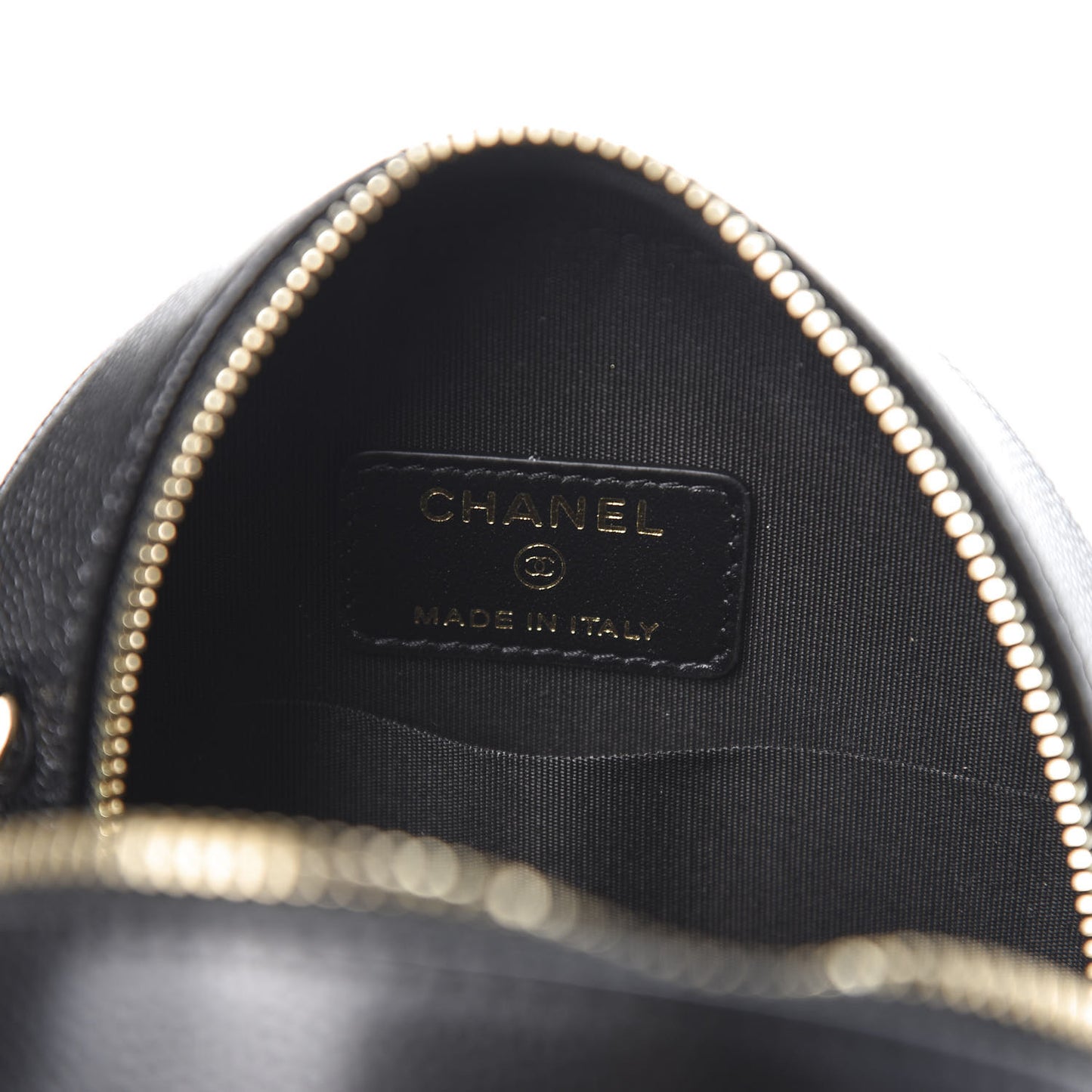 Caviar Quilted French New Wave Round Clutch With Chain Black