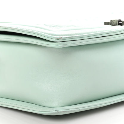 Chanel Wrinkled Lambskin Chevron Quilted New Medium Boy Flap Light Green 9 of 10