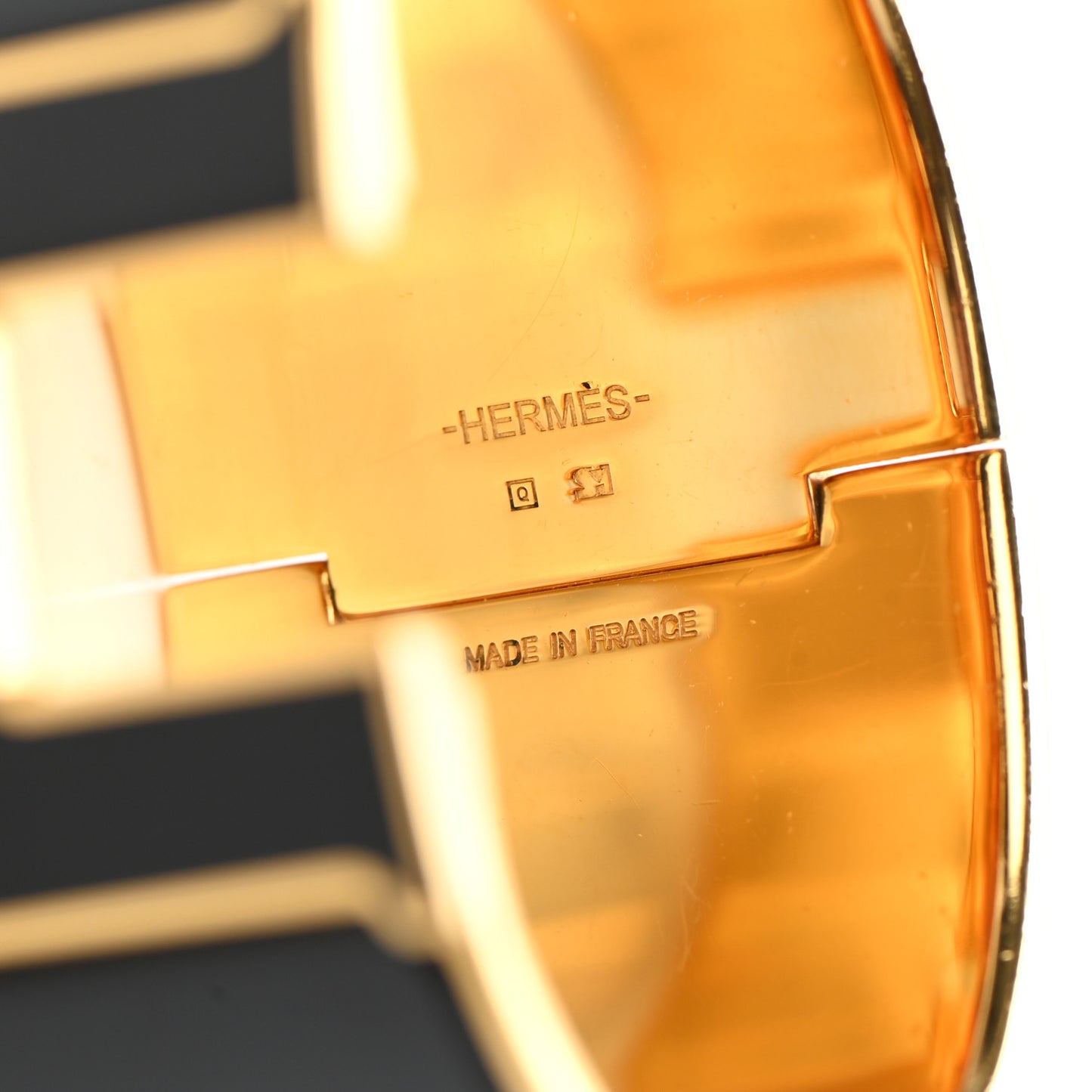 Enamel Extra Wide Clic Clac H Bracelet PM Black