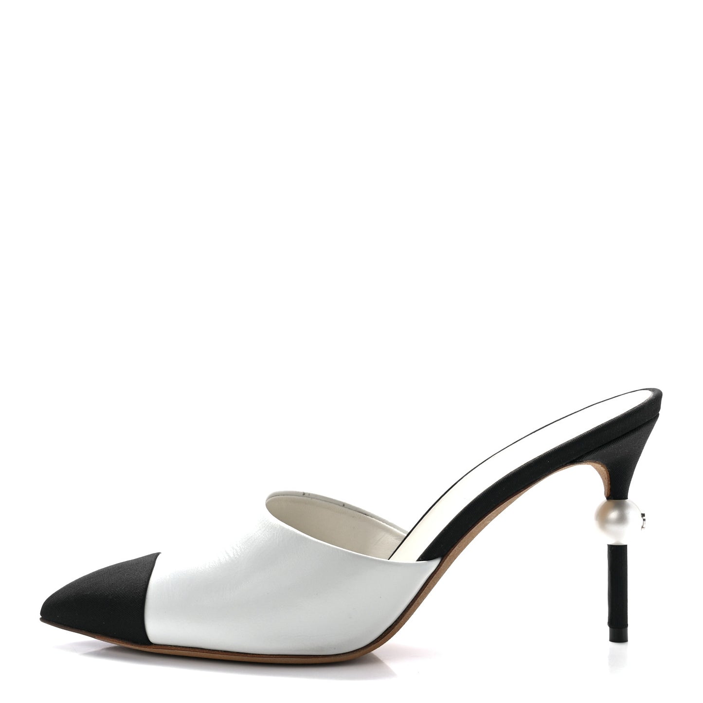 Patent Lambskin Grosgrain Cap Toe Pearl Mule 39.5 White Black