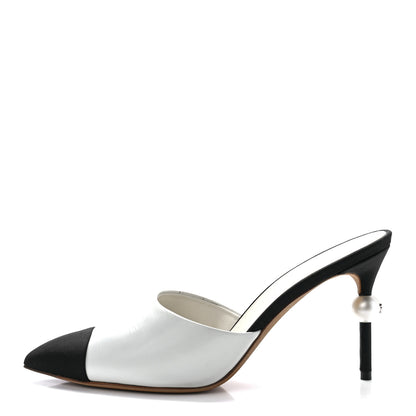 Chanel Patent Lambskin Grosgrain Cap Toe Pearl Mule 39.5 White Black 1 of 9