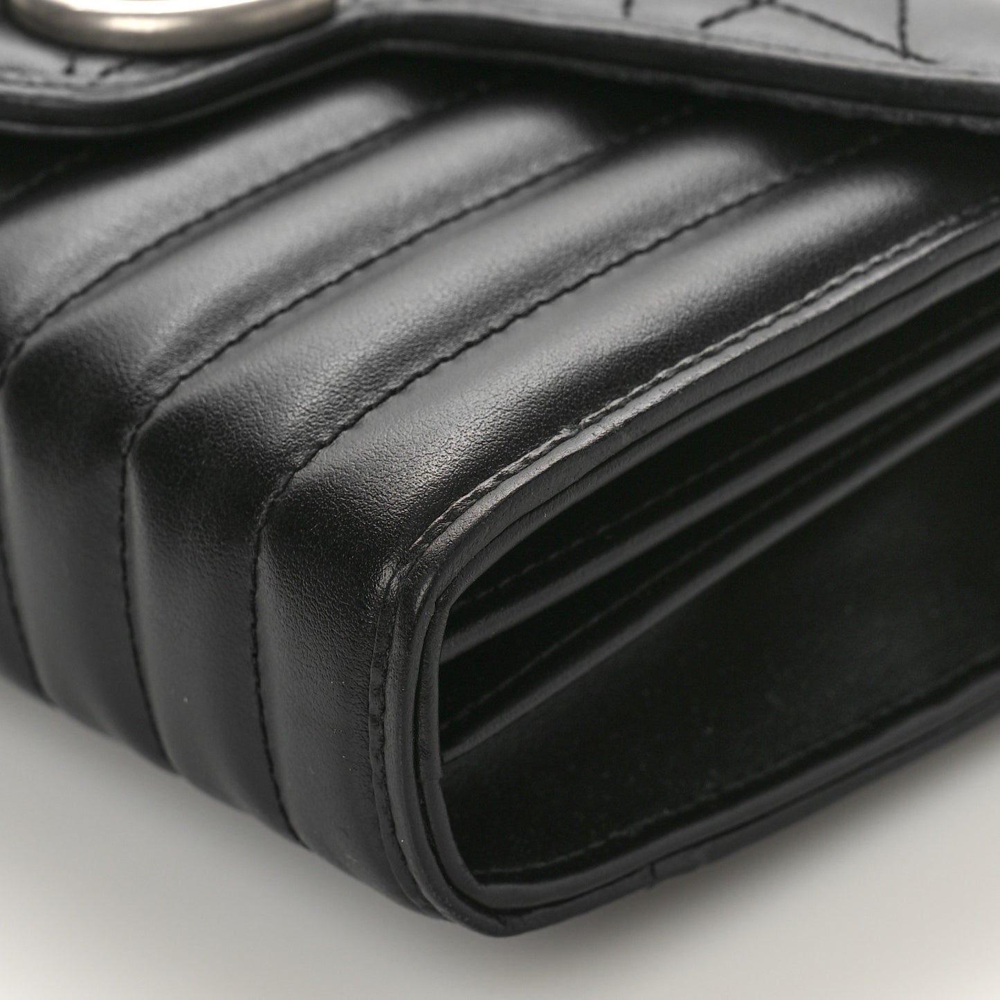Calfskin Matelasse Aria GG Marmont Chain Wallet Black
