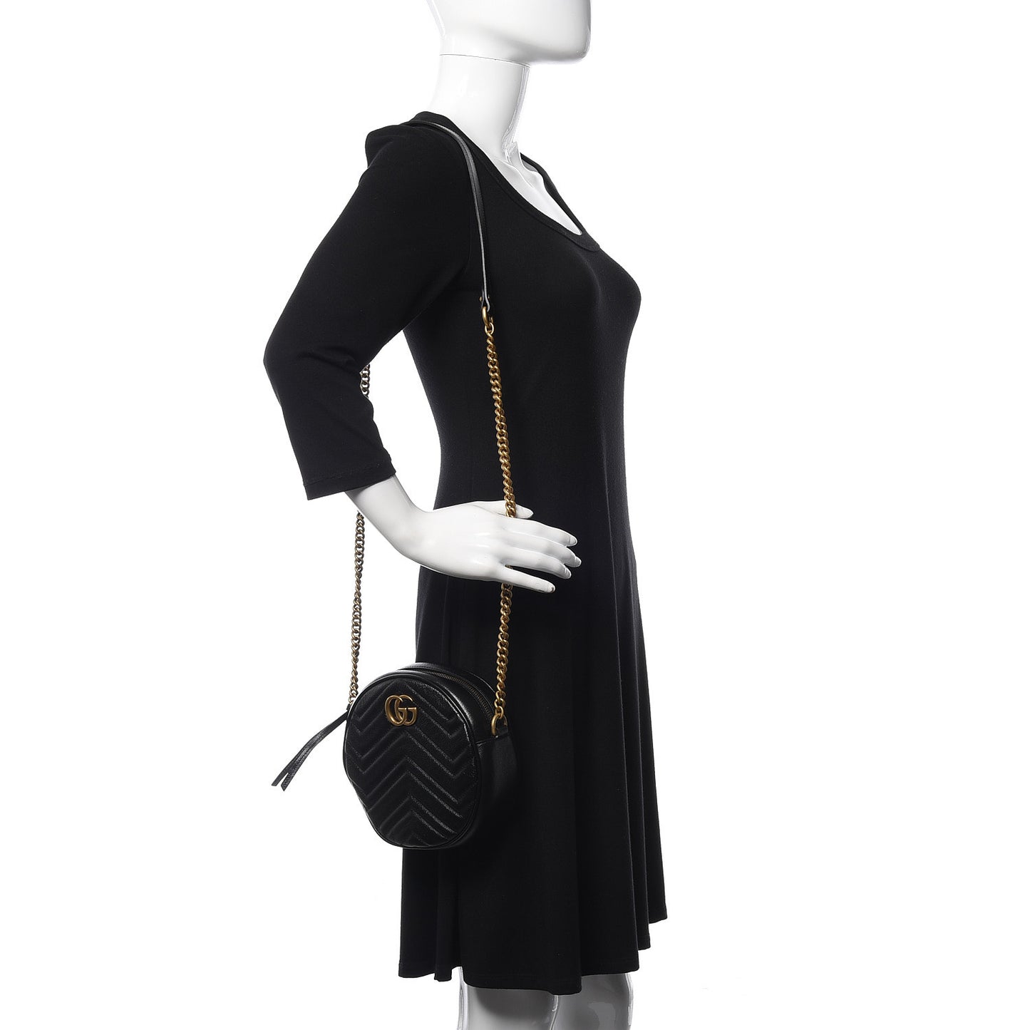 Azalea Calfskin Matelasse Heart Mini GG Marmont Round Shoulder Bag Black