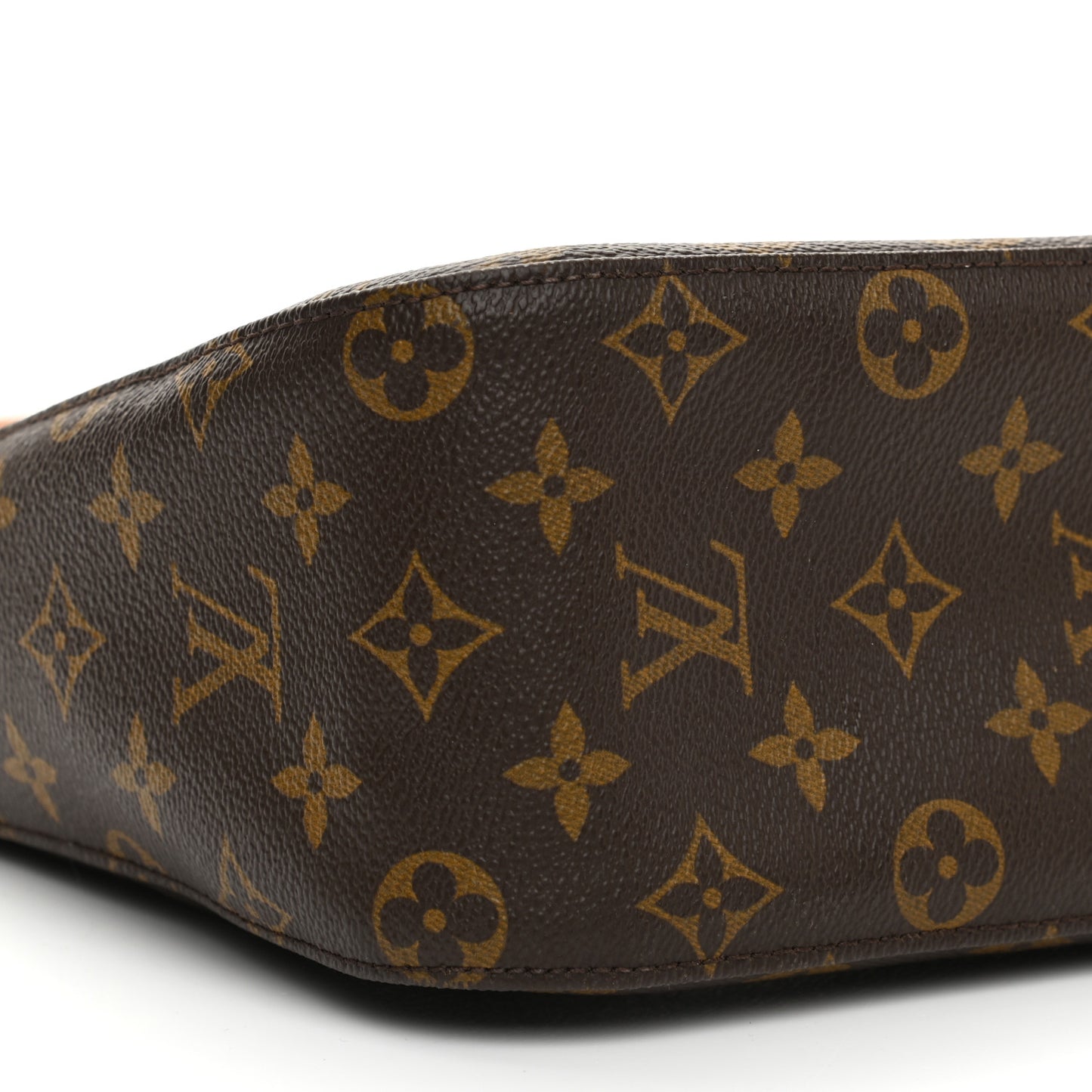 Monogram Looping MM