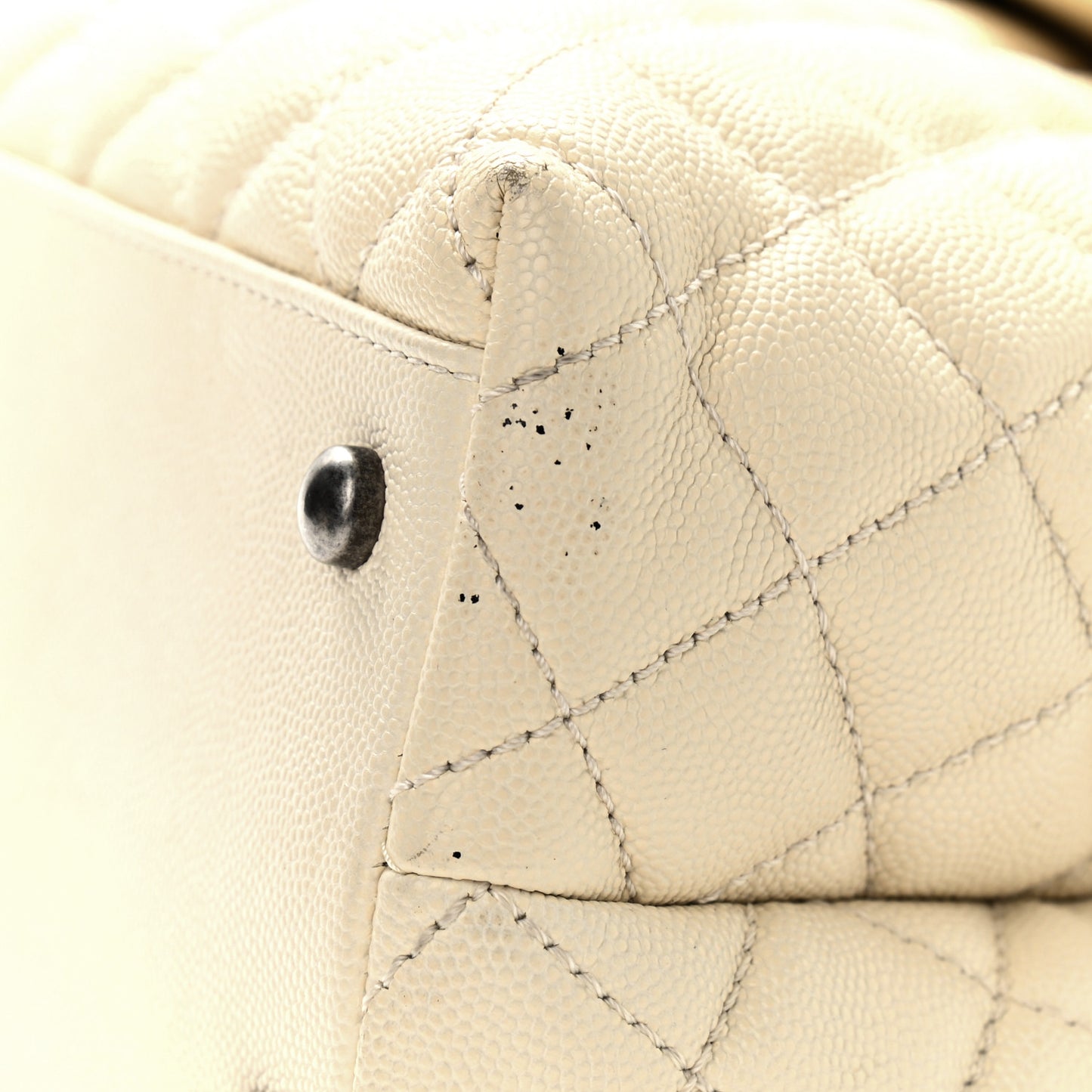 Caviar Lizard Quilted Medium Coco Handle Flap White