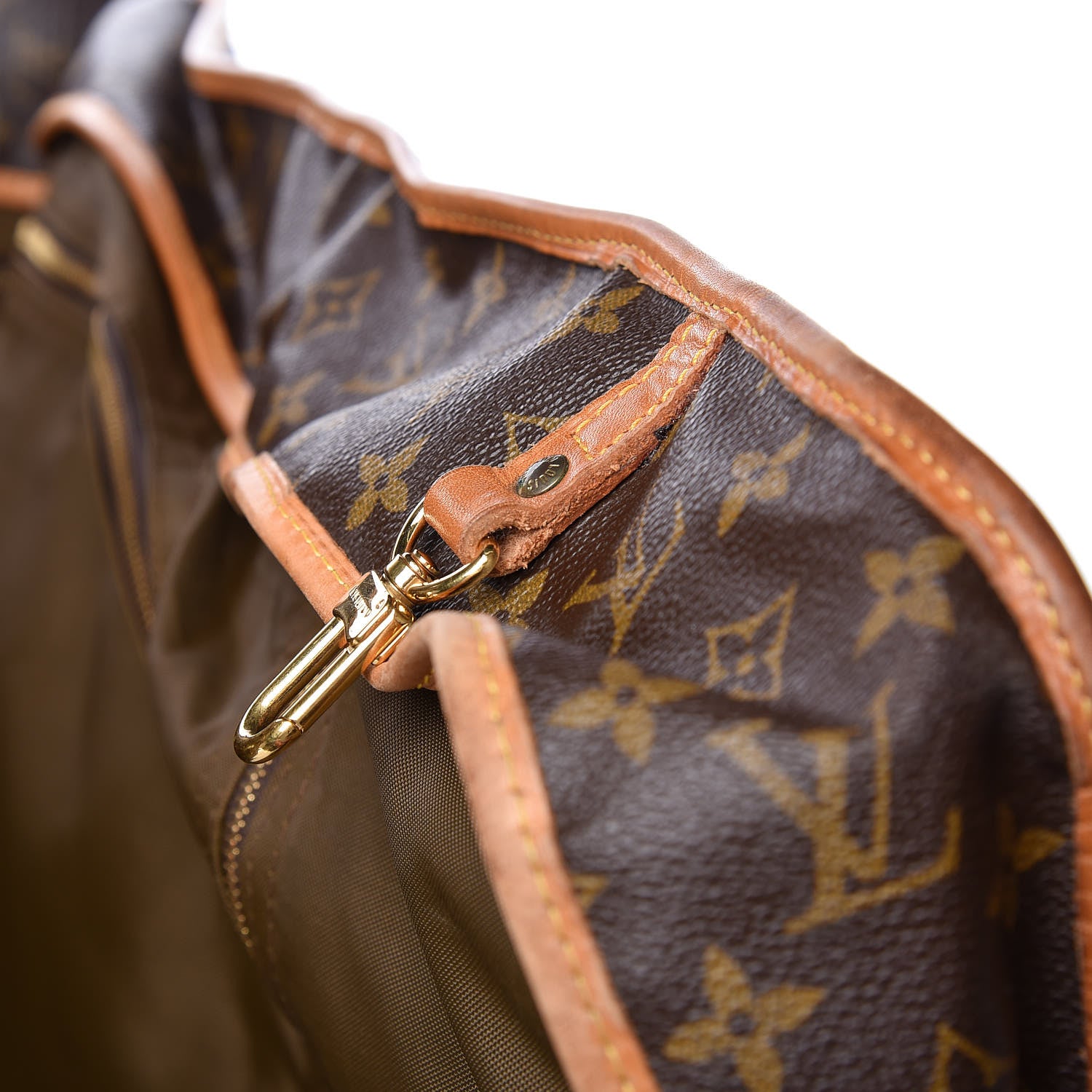 Louis Vuitton Monogram Garment Bag 16 of 26