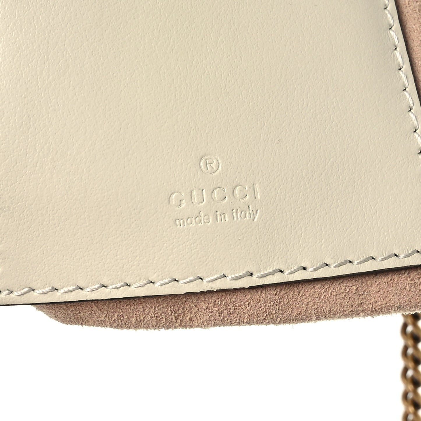 Calfskin Matelasse Mini GG Marmont 2.0 Bucket Bag White