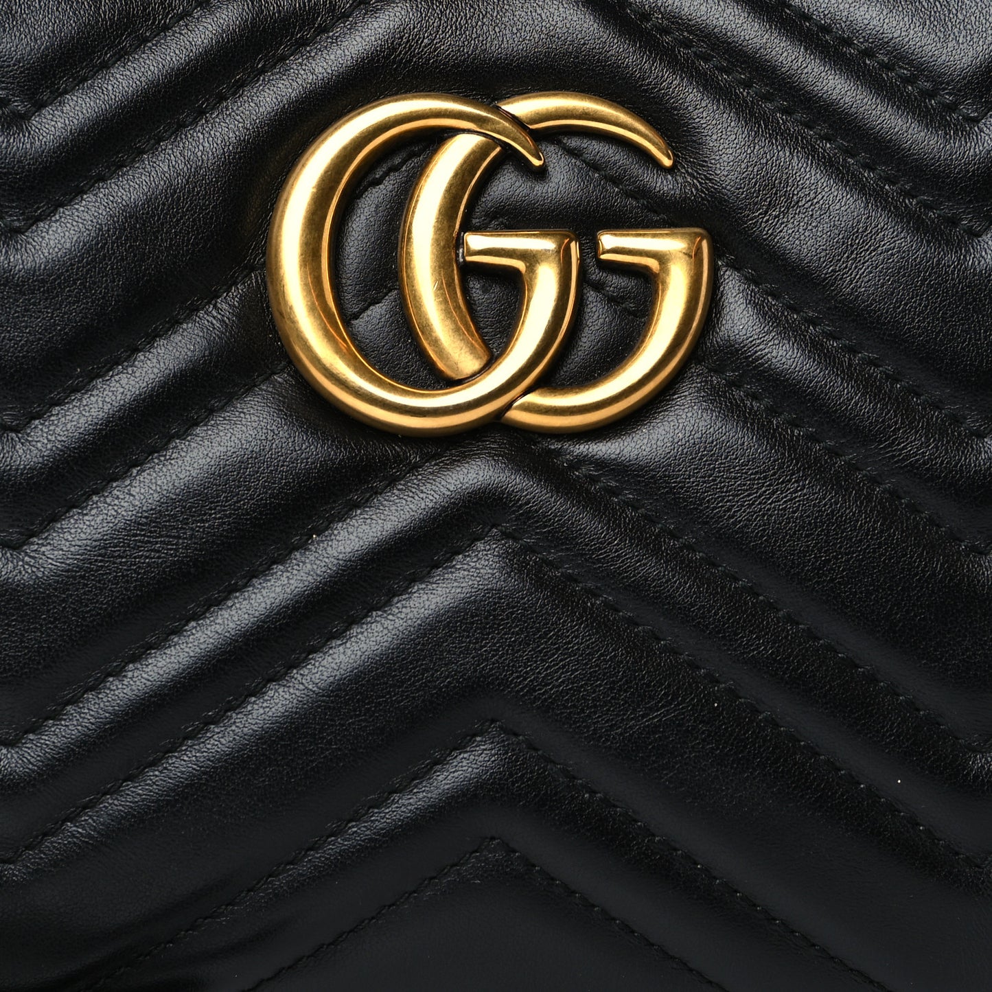 Calfskin Matelasse Small GG Marmont Chain Shoulder Bag Black