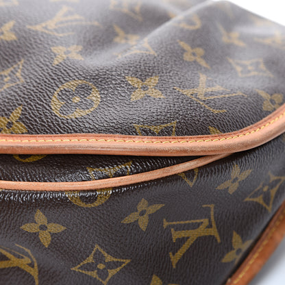 Louis Vuitton Monogram Menilmontant PM 9 of 21