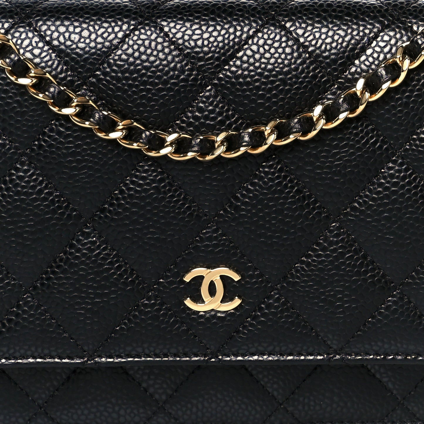 Caviar Quilted Wallet On Chain WOC Black