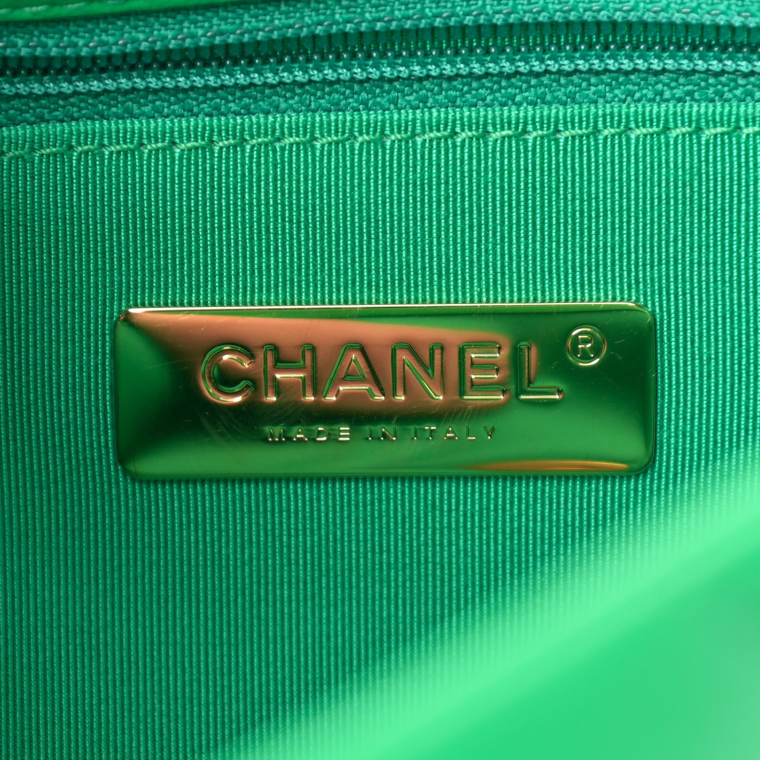Chanel Lambskin Quilted Medium Chanel 19 Flap Green 6 of 10