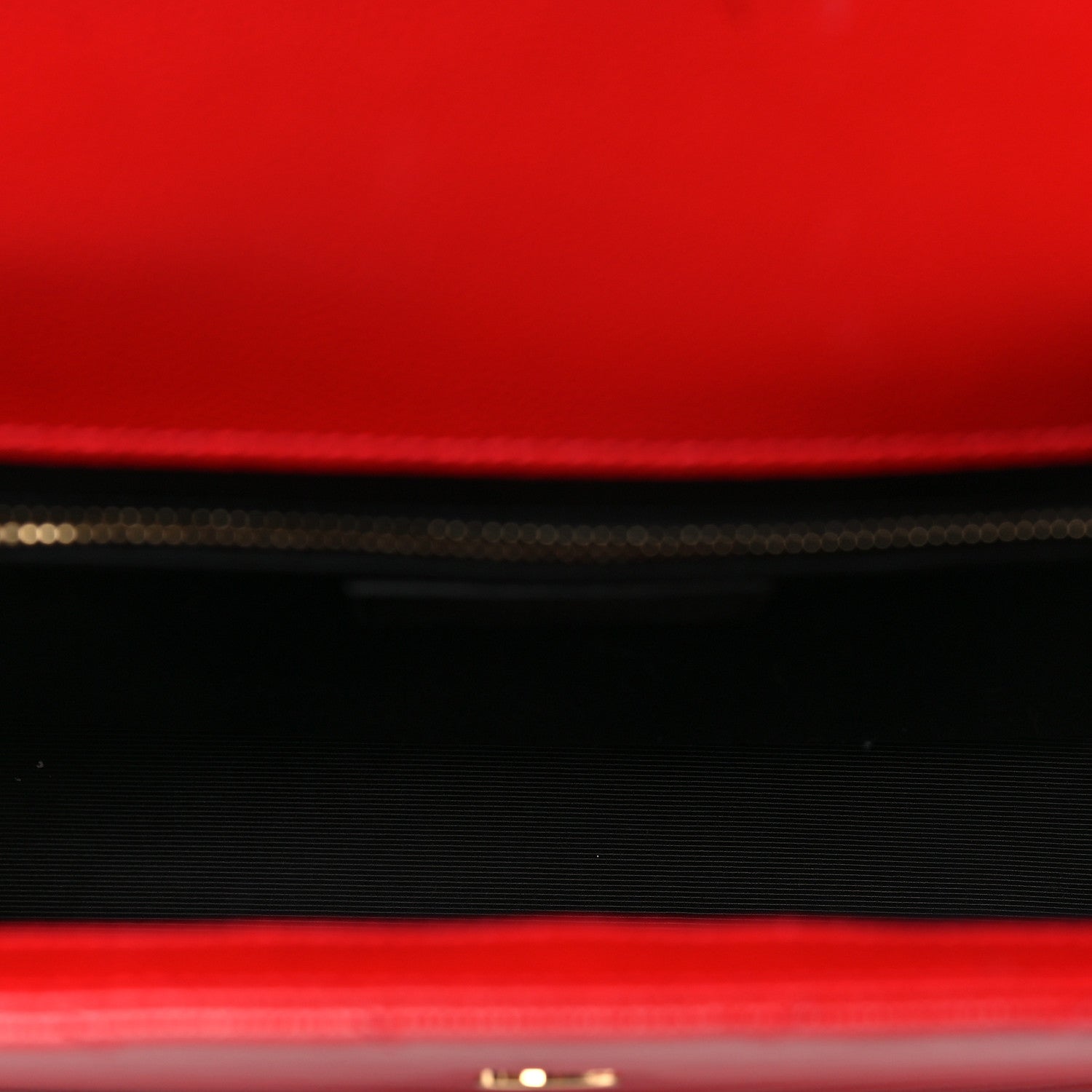 Saint Laurent Grain De Poudre Matelasse Chevron Large Monogram Satchel Lipstick Red 5 of 8