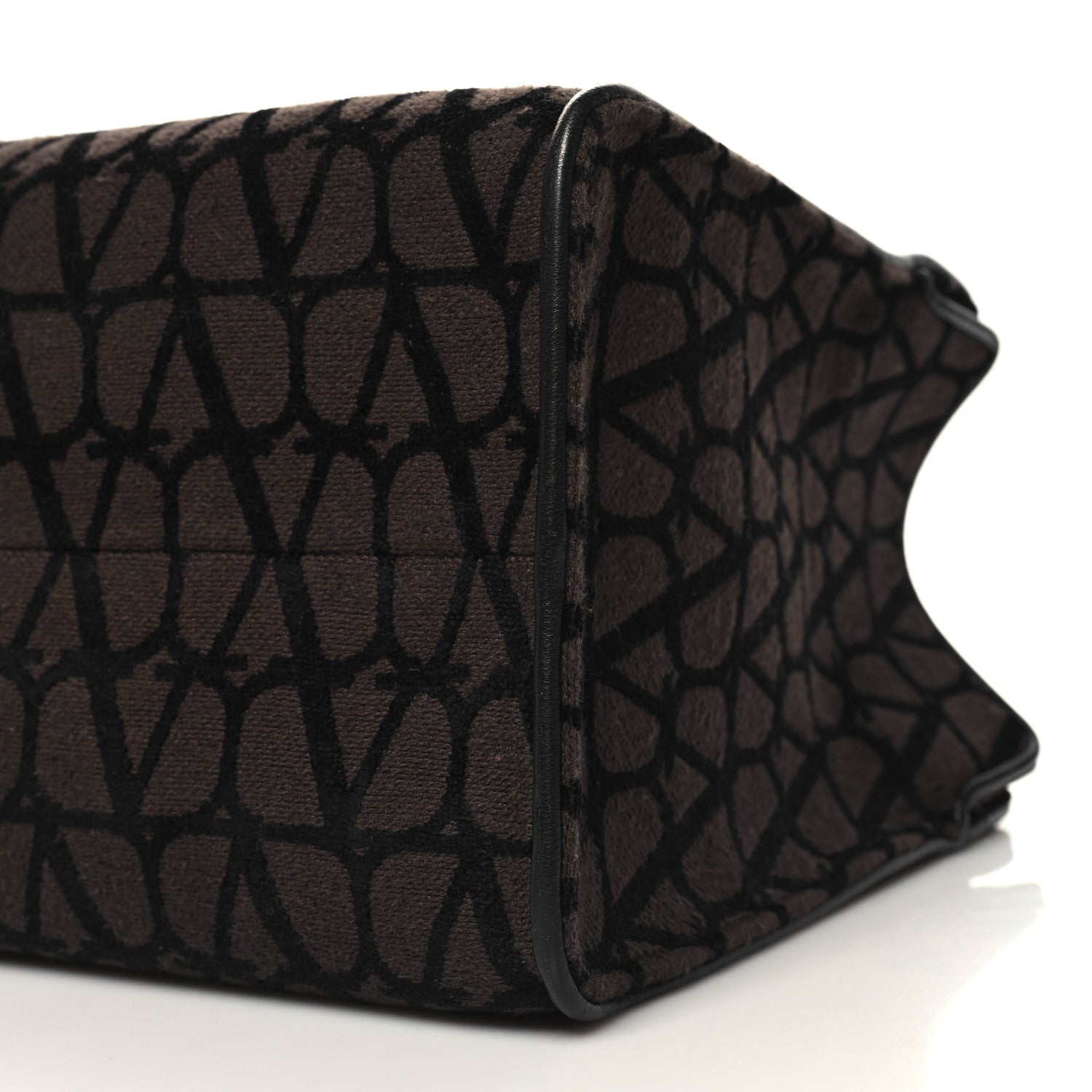 Valentino Garavani Toile Iconographe Goatskin Le Troisieme Shopping Bag Black Fondant 8 of 10