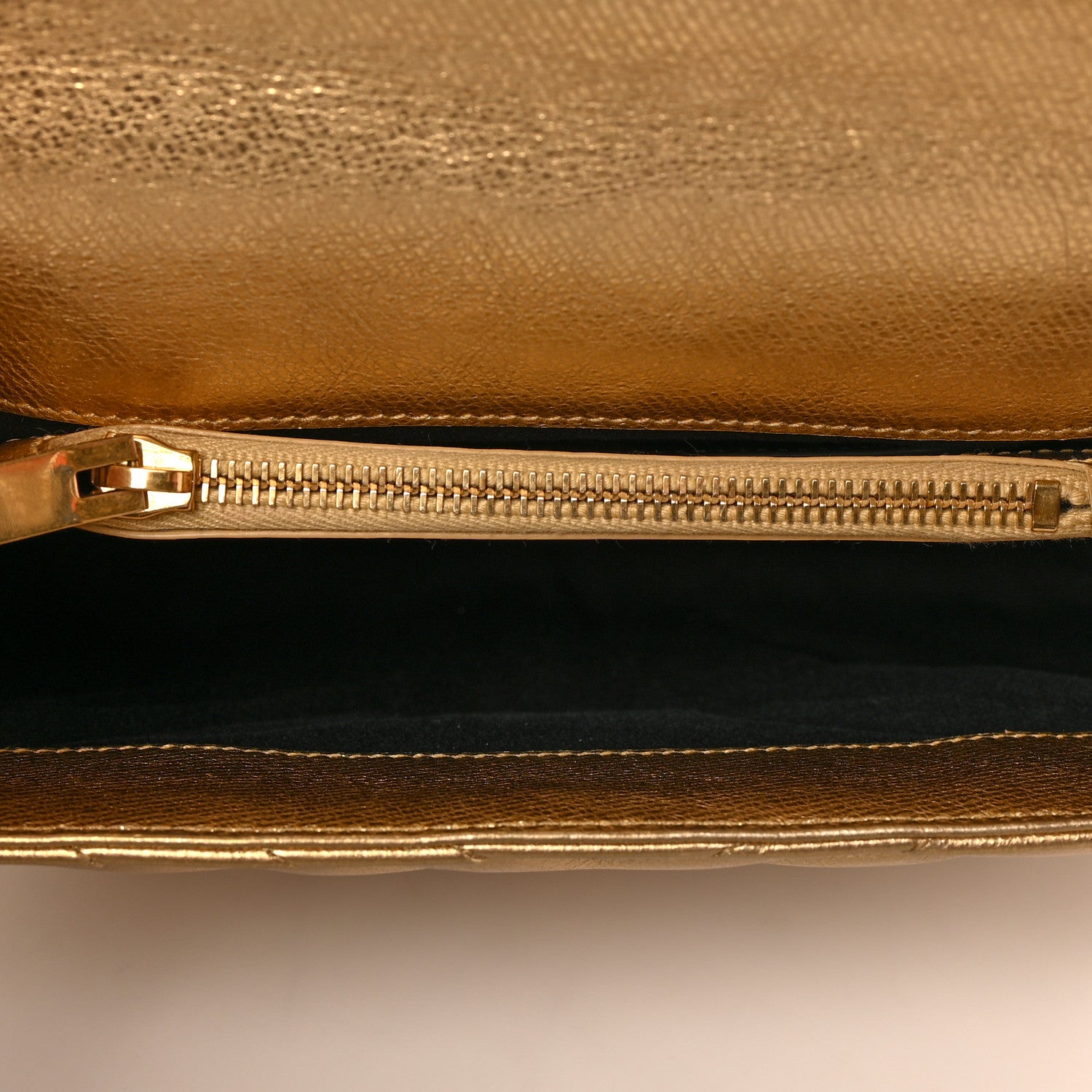 Saint Laurent Metallic Calfskin Matelasse Chevron Monogram Medium College Bag Gold 5 of 8