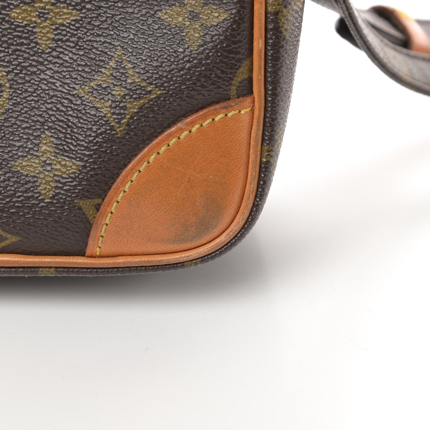 Monogram Amazone