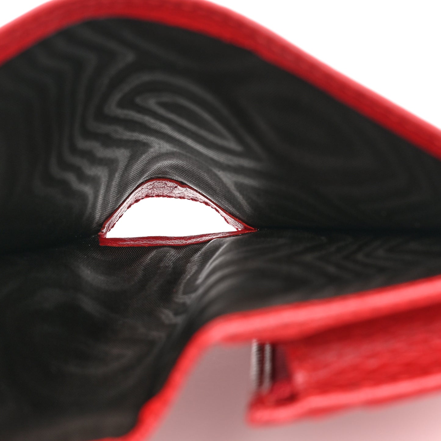 Pebbled Calfskin GG Marmont Card Case Hibiscus Red