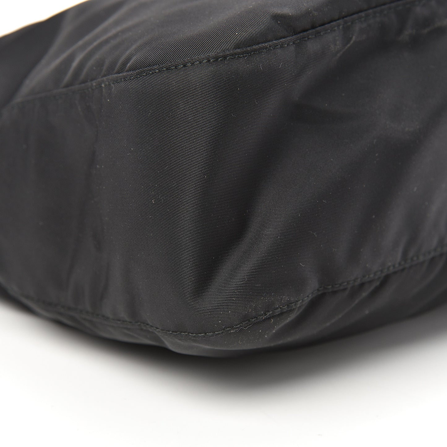 Nylon Flat Messenger Bag Black