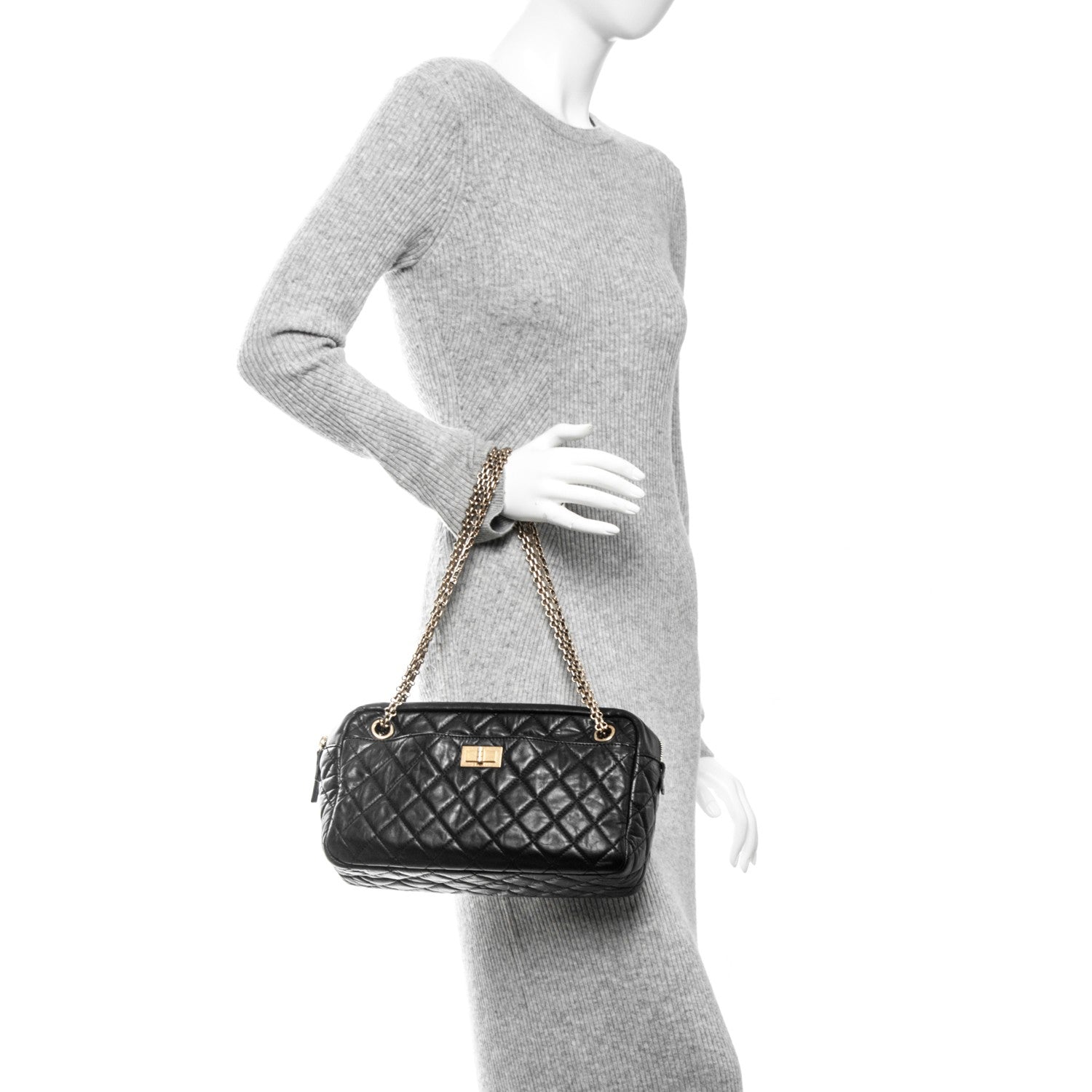 Chanel Aged Calfskin Quilted Medium Reissue Camera Case Black 2 of 6