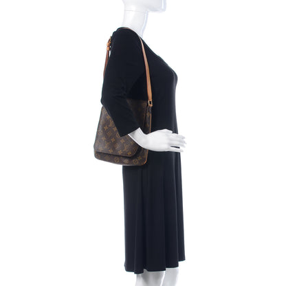 Louis Vuitton Monogram Musette Salsa 2 of 10
