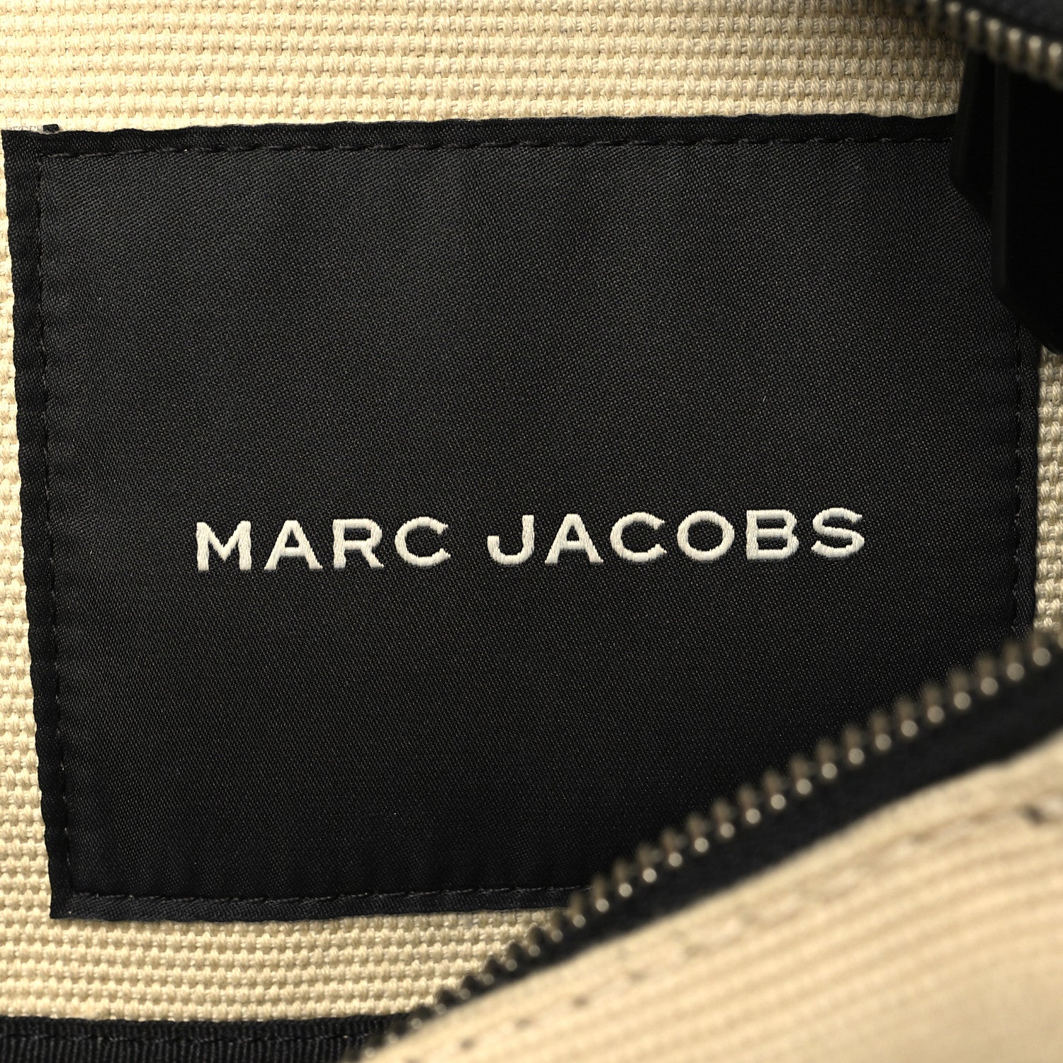 Marc Jacobs Jacquard Medium The Traveler Tote Bag Warm Sand 6 of 11