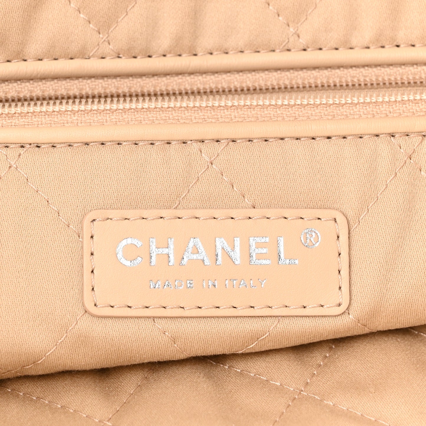 Shiny Calfskin Quilted Small Chanel 22 White