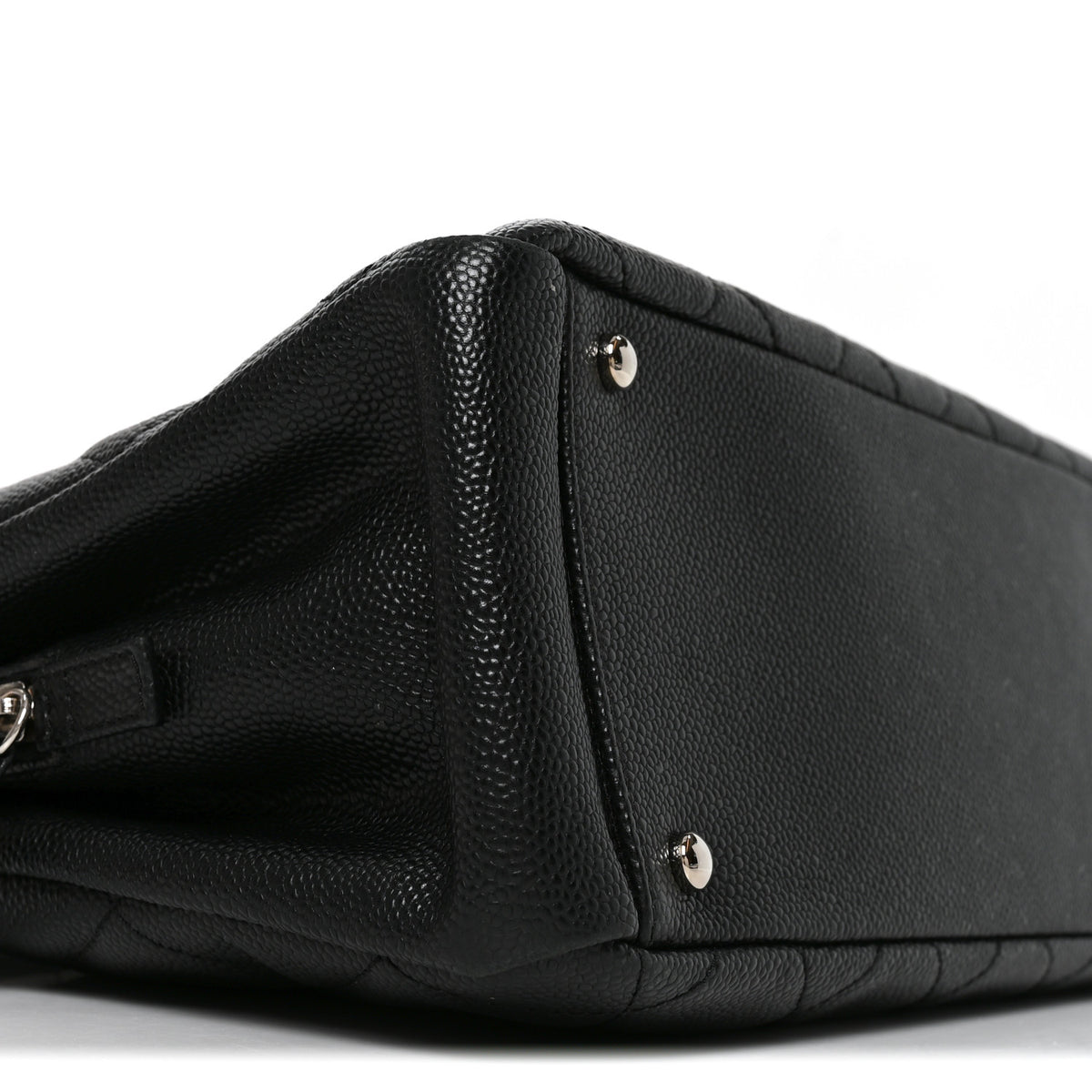 Caviar Quilted Timeless CC Soft Tote Black