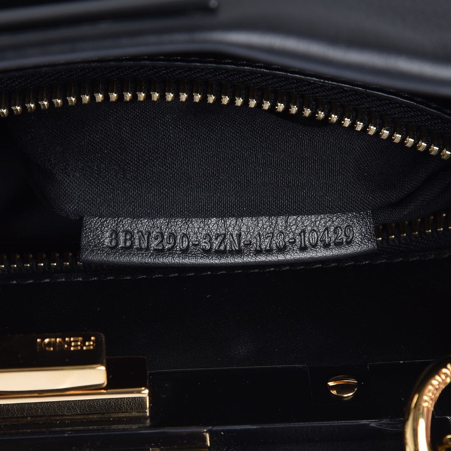 Vitello Seta Shiny Nappa Medium Peekaboo Iconic Satchel Black
