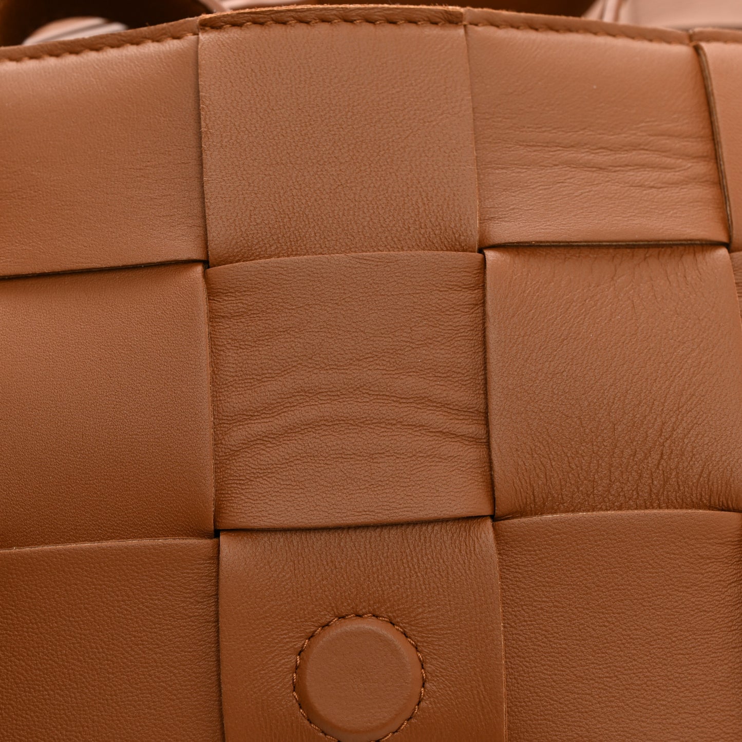 Lambskin Maxi Intrecciato Cassette Crossbody Bag Caramel