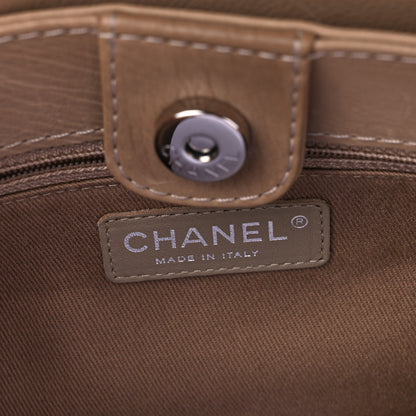 Chanel Washed Calfskin Diamond Stitch Large Hamptons Shopping Tote Beige 6 of 9