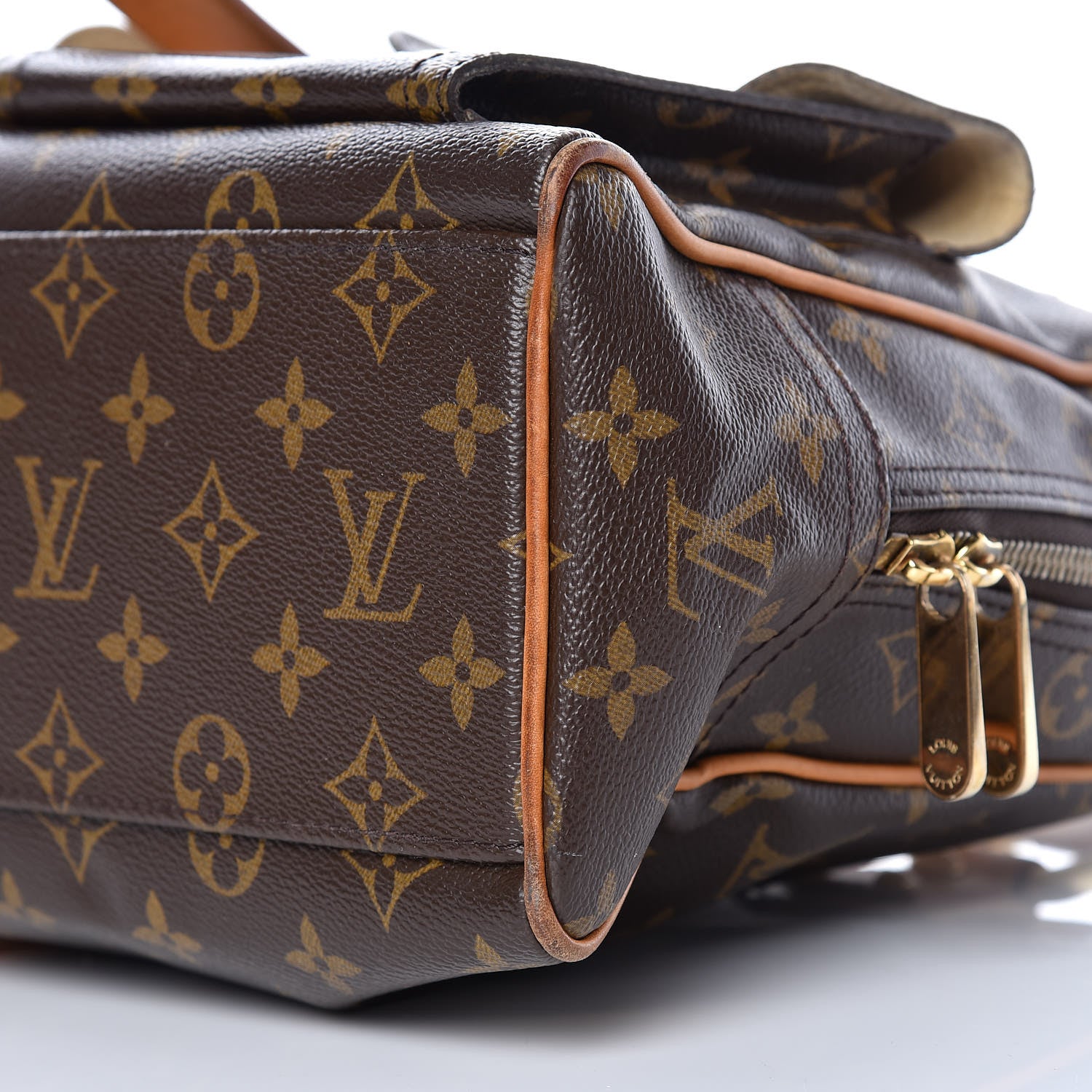 Louis Vuitton Monogram Manhattan GM 18 of 18