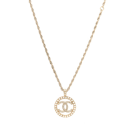 Chanel Pearl CC Round Pendant Necklace Gold 1 of 4