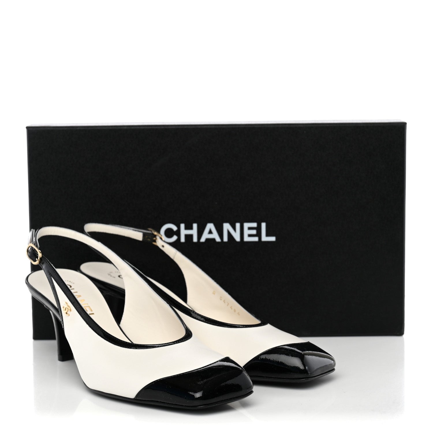 Chanel Lambskin Patent Calfskin Cap Toe CC Slingback Pumps 38 White Black 12 of 12