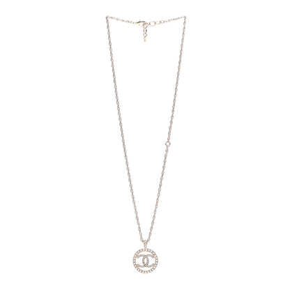 Chanel Pearl CC Round Pendant Necklace Gold 3 of 4