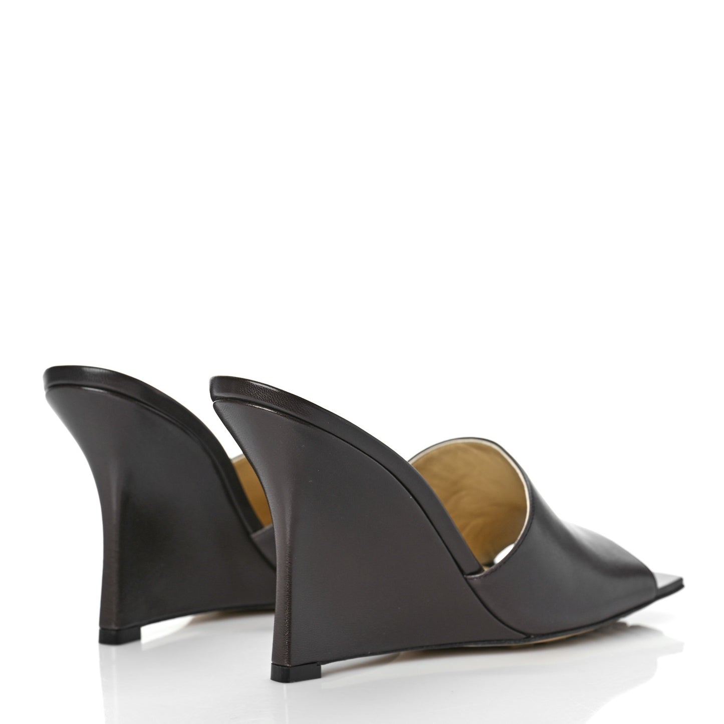 Lambskin Stretch Wedge 90mm Sandals 38 Fondant
