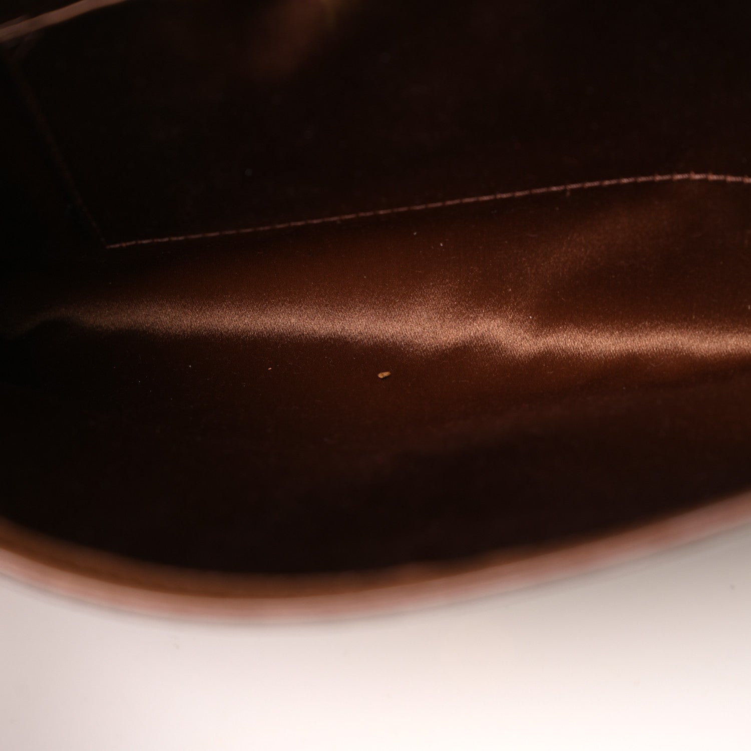 Saint Laurent Textured Patent Calfskin Monogram Large Belle De Jour Clutch Beige 11 of 15