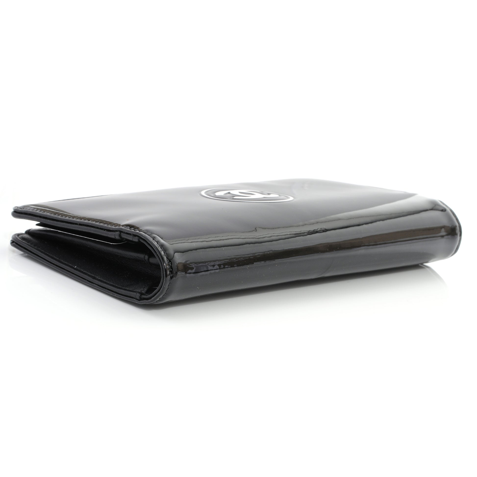 Chanel Patent CC Yen Wallet Black and White 3 of 7