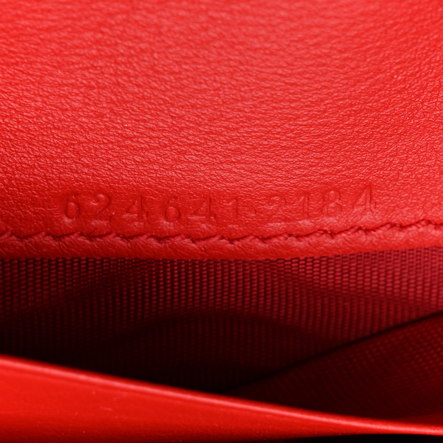 GG Supreme Monogram Apple Card Case Wallet Beige Multicolor Lobster Red