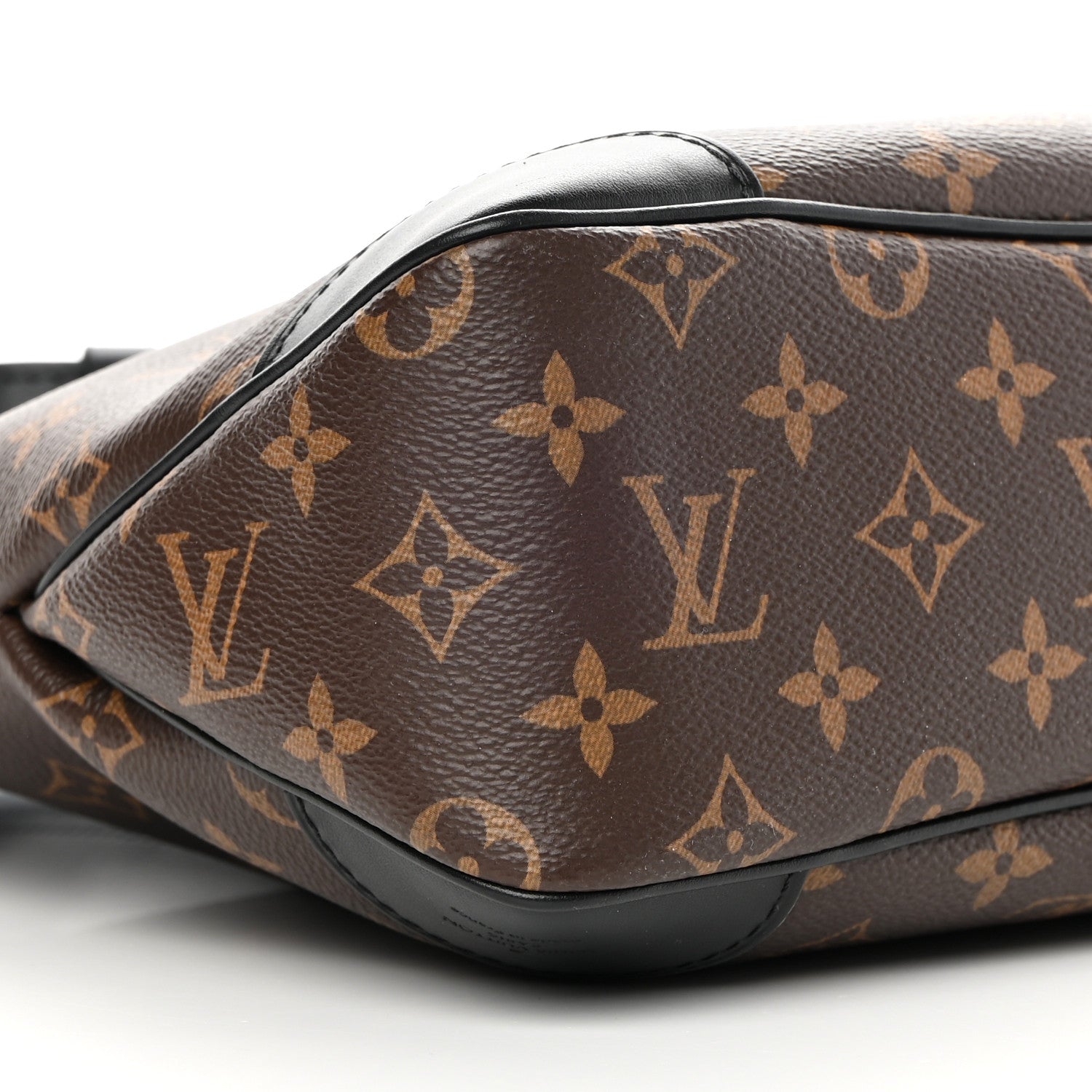 Louis Vuitton Monogram Odeon MM Black 8 of 12