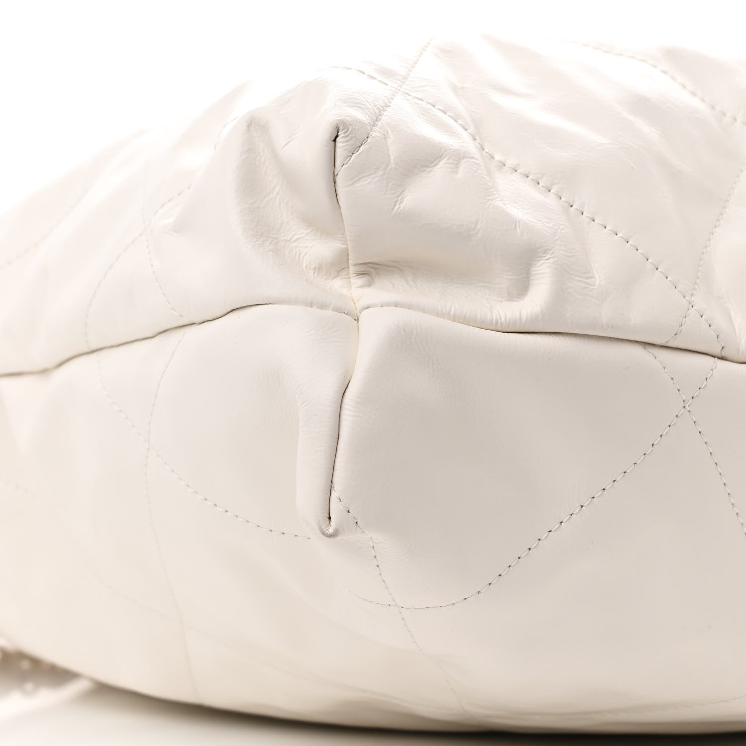 Chanel Shiny Calfskin Quilted Chanel 22 White Black 11 of 12