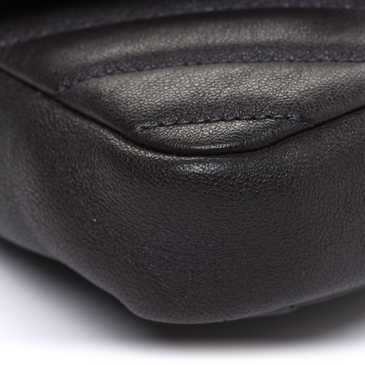 Saint Laurent Sheepskin Matelasse Chevron Monogram Mini College Bag Dark Anthracite 7 of 8