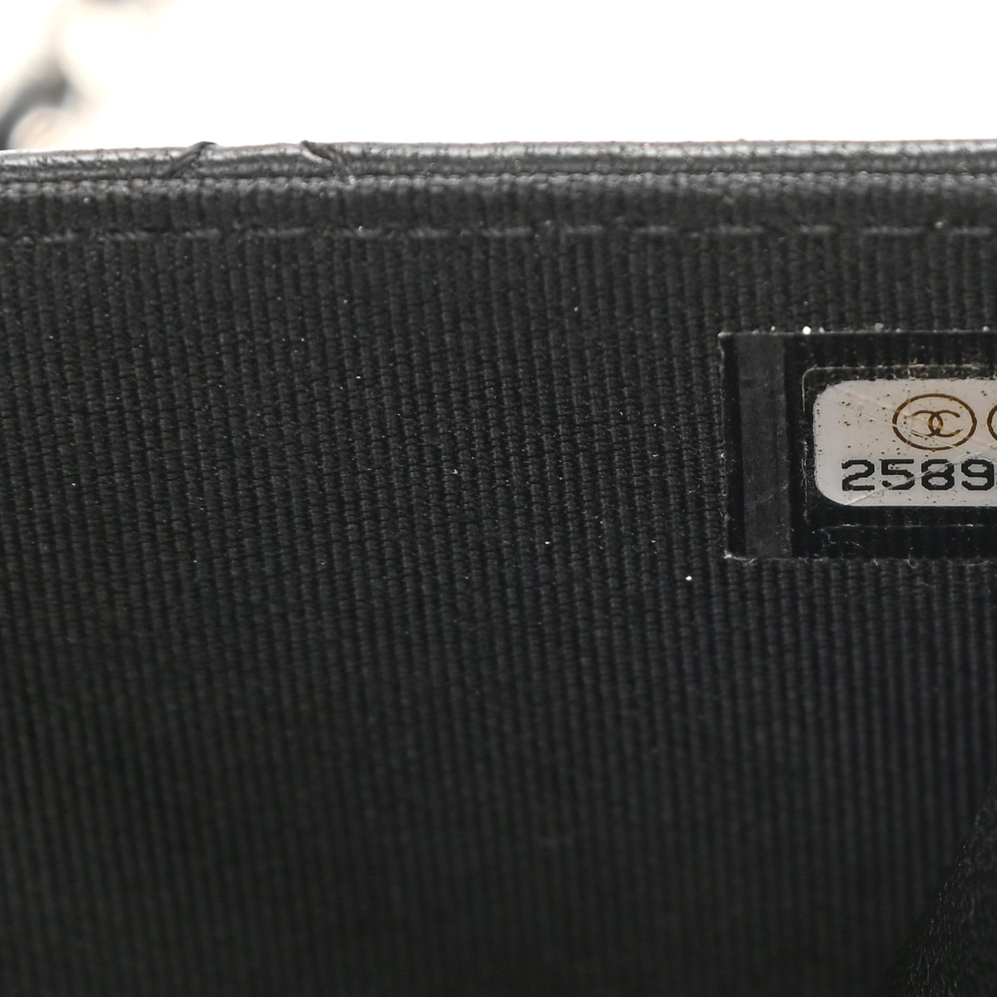 Lambskin Quilted Wallet On Chain WOC Black