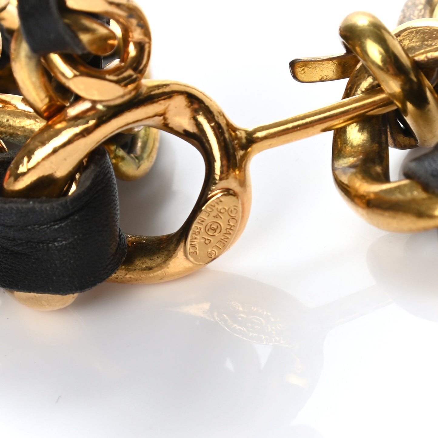 Lambskin Chain CC Medallion Belt Black Gold