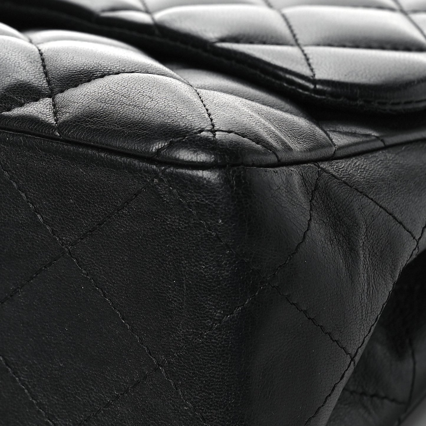Lambskin Quilted Jumbo Single Flap Black
