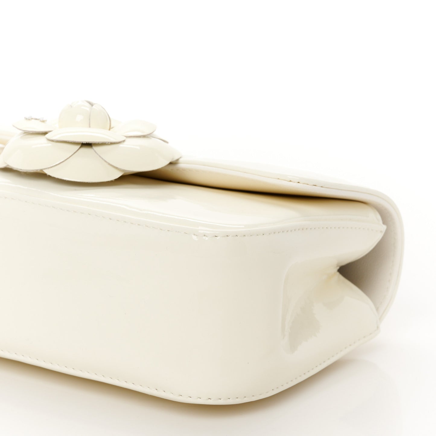 Patent Calfskin Small Camellia Single Flap White