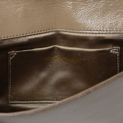 Saint Laurent Textured Patent Calfskin Monogram Large Belle De Jour Clutch Beige 6 of 7