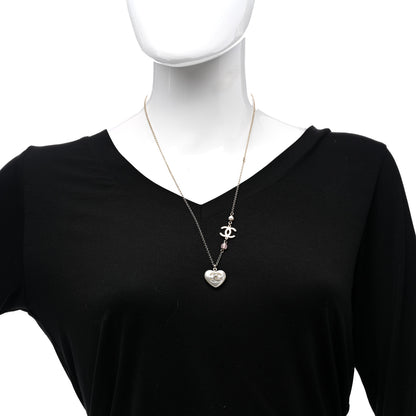 Chanel Resin Crystal CC Heart Necklace Pearly White Gold 2 of 6