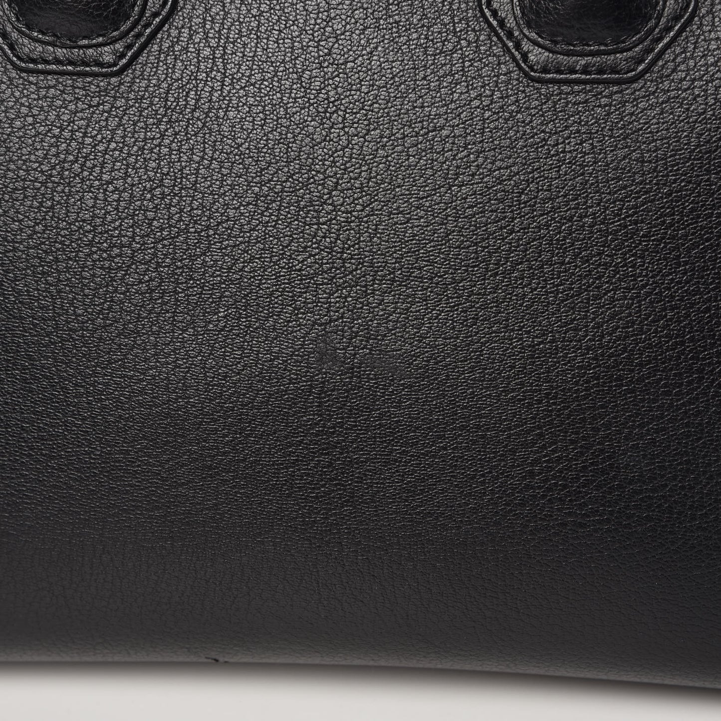 Sugar Goatskin Medium Antigona Black