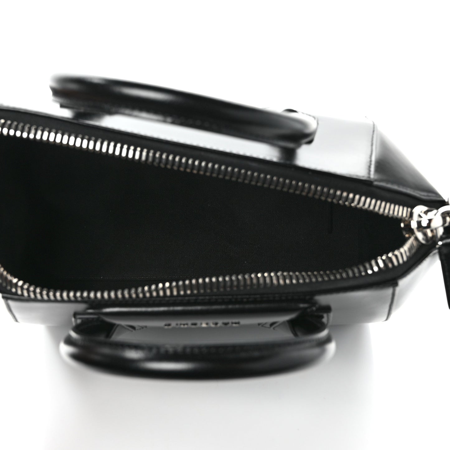 Shiny Lord Calfskin Small Antigona Black
