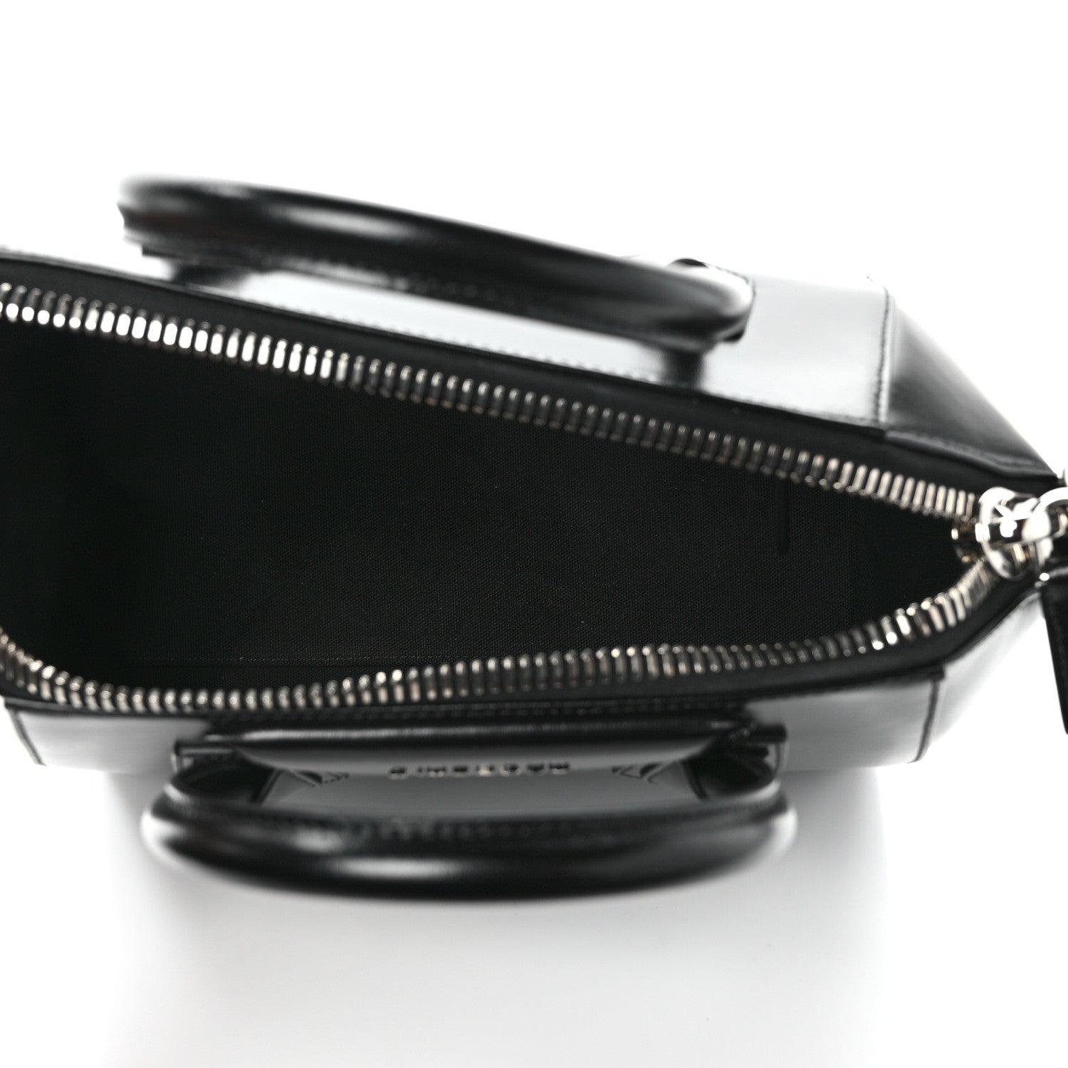 Givenchy Shiny Lord Calfskin Small Antigona Black 5 of 11