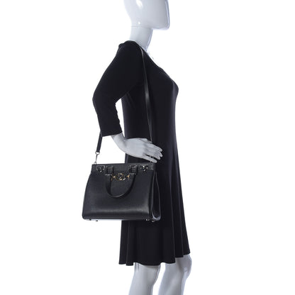 Gucci Grainy Calfskin Small Zumi Top Handle Bag Black 2 of 16
